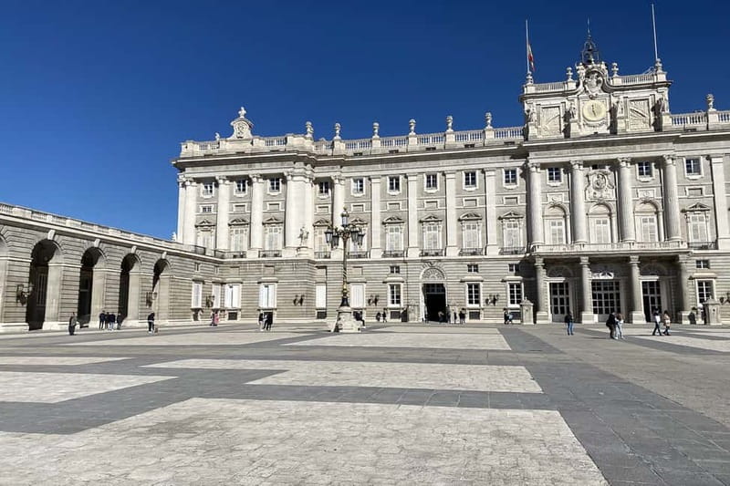 Madrid: Royal Palace Guided Tour Small Group or Private - Key takeaways before you go