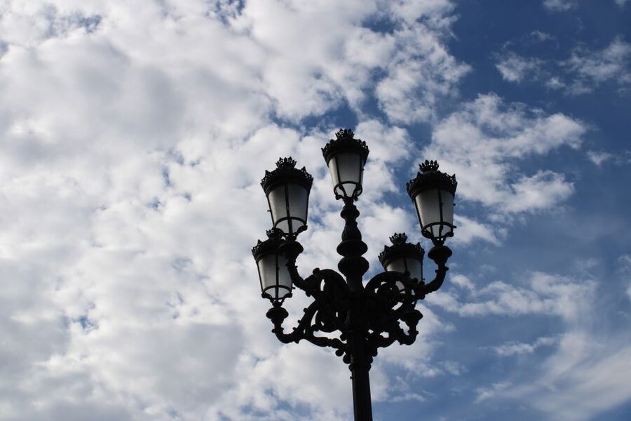 Madrid: Royal Palace Guided Tour with Entry Ticket - Key highlights you should care about