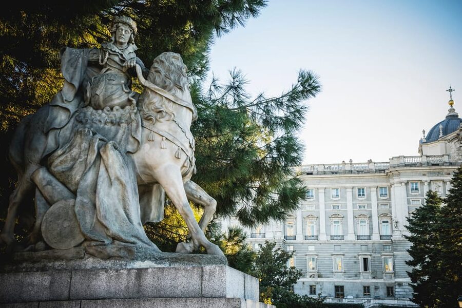 Madrid: Royal Palace Guided Tour with Skip-the-Line Entry - Price Check: Is $41 Good Value Here?
