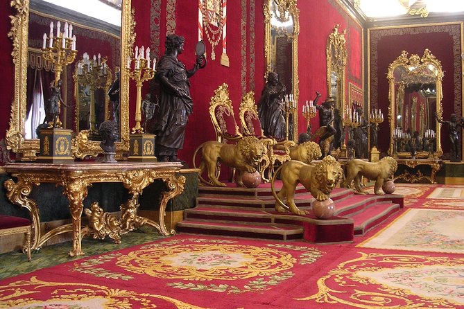 Madrid Sightseeing Tour with Royal Palace Skip the Line Ticket - Modern Madrid stops: Gran Vía, finance areas, and stadium vibes