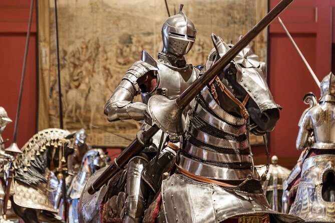Madrid: VIP PRIVATE Royal Palace and Prado Museum. - Entering the Royal Palace with Fast-Track Tickets