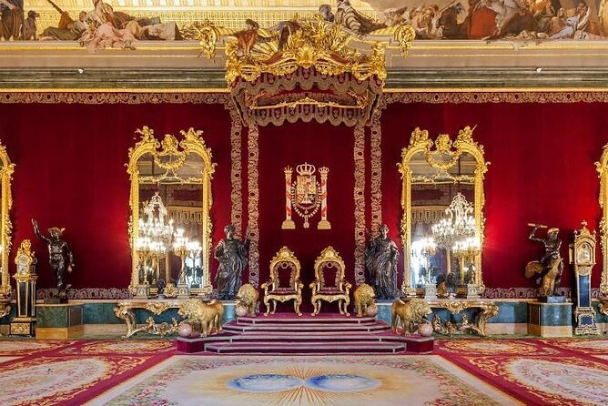 Madrid: VIP PRIVATE Royal Palace and Prado Museum. - Guide Power: How Ignacio Martínez and Elena Change the Day