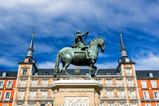 Madrid: VIP Royal Palace & Cathedral with tickets & hotel pickup - Inside the Royal Palace: One Hour That Should Not Feel Rushed
