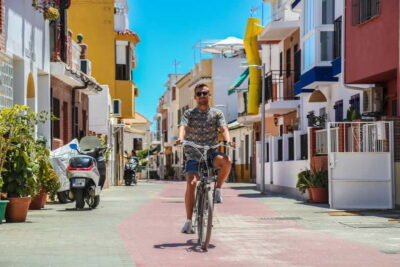 Malaga: Castle Hill and Fisherman Village E-Bike Tour - E-Bike Setup: Adjustable Bikes, Quick Confidence, and a Realistic Pace