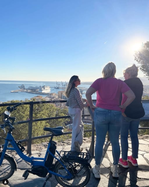 Malaga: Castle Hill and Fisherman Village E-Bike Tour - Beach Promenade to Miramar Palace: Riding Like the City Flows