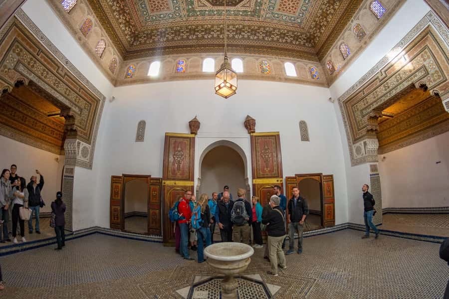 Marrakech: Bahia Palace Guided Tour – Skip-the-Line Access - Finishing at Djemaa el-Fna: a Medina reality check
