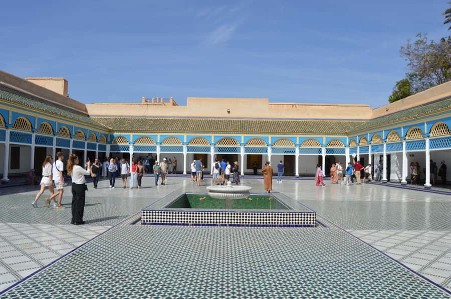 Marrakech: Bahia Palace Guided Tour – Skip-the-Line Access - Small-group pacing (and why it helps you see more)