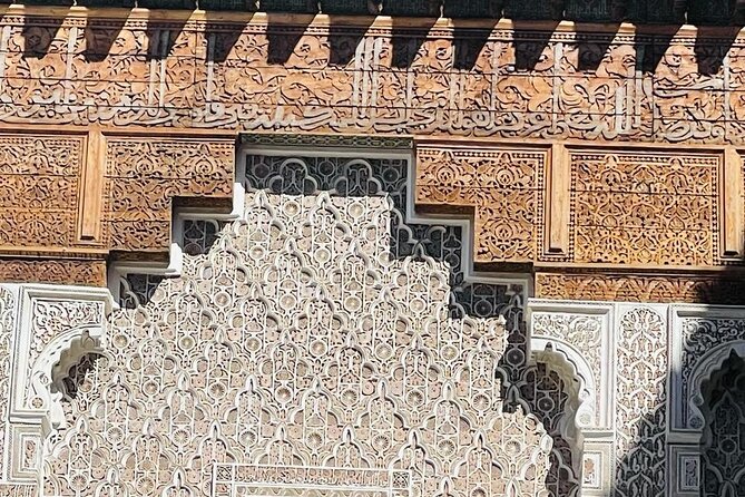 Marrakech: Bahia Palace, Madrasa Ben Youssef and Medina Tour - Bahia Palace: 19th-century power shown through craft