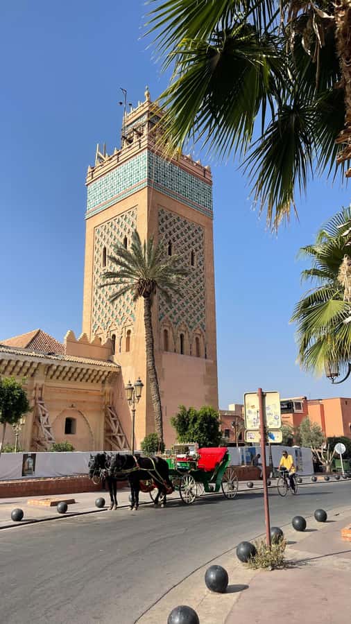 Marrakech: Bahia Palace, Madrassa & Souks Guided Tour - The Souks Around Jemaa el-Fna: Learning to Walk Without Getting Stuck