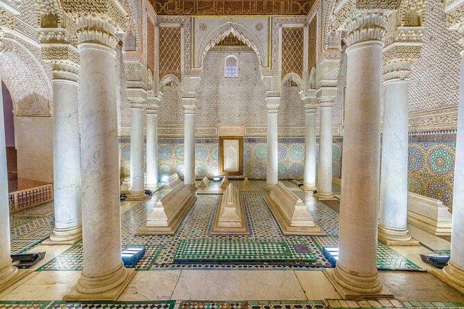 Marrakech: Bahia Palace, Saadian Tombs, Souk and Medina Tour - Bahia Palace: the interior you’ll remember for years