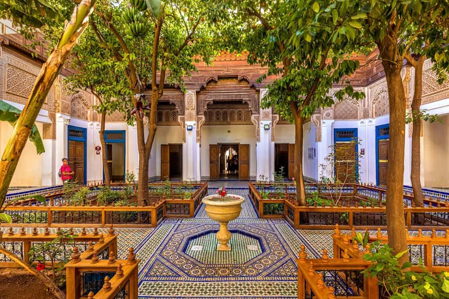 Marrakech: Bahia Palace, Saadian Tombs & Top Highlights Tour - Saadian Tombs: royal marble, tilework, and how not to rush it