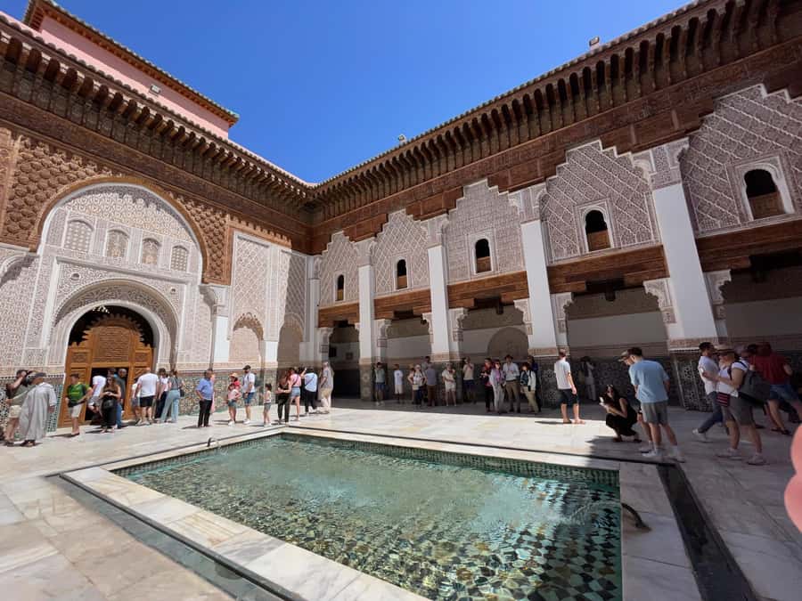 Marrakech: Palace, Museum, Madrasa & Medina Highlights Tour - Private vs small-group: who this tour fits best
