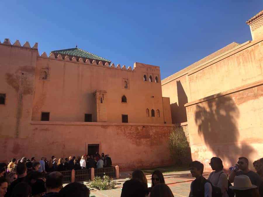 Marrakech: Saadian Tombs, Bahia Palace, Medina and Souk Tour - Medina and souks on foot: how to shop without getting lost