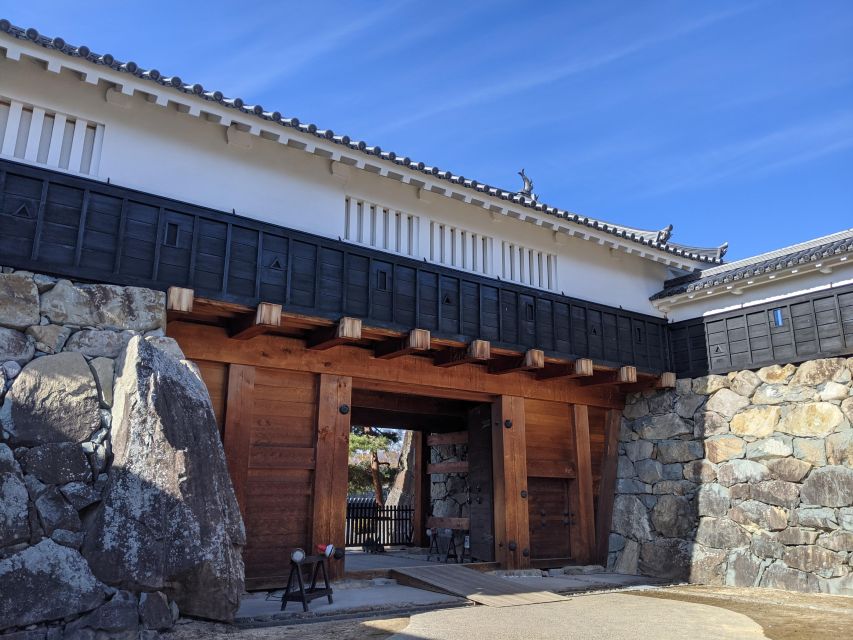Matsumoto Castle Town Walking Tour - Pace, Group Size, and What to Wear