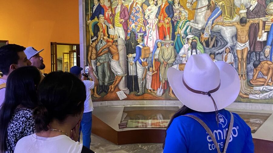 Mexico City: Chapultepec Castle and Anthropology Museum Tour - How much history you get in 5 hours (and how to plan around it)