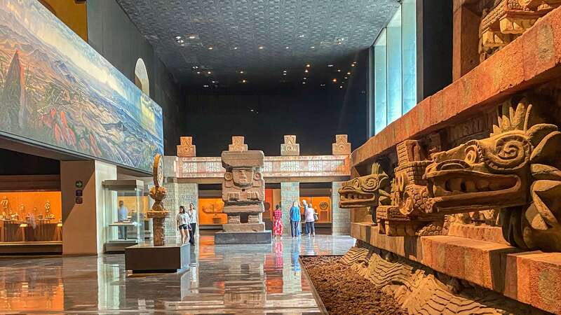 Mexico City: Chapultepec Castle and Anthropology Museum Tour - Practical tips for a smoother Chapultepec day