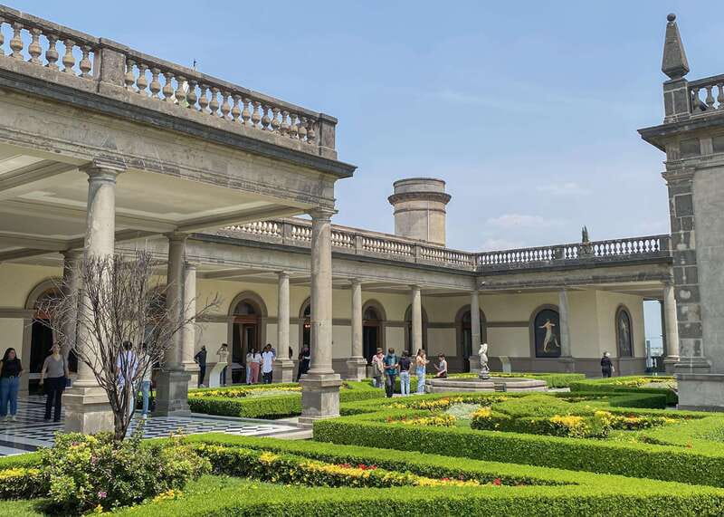 Mexico City: Chapultepec Castle Skip-the-Line Ticket - Balcony views over Mexico City: plan your timing for the best photos