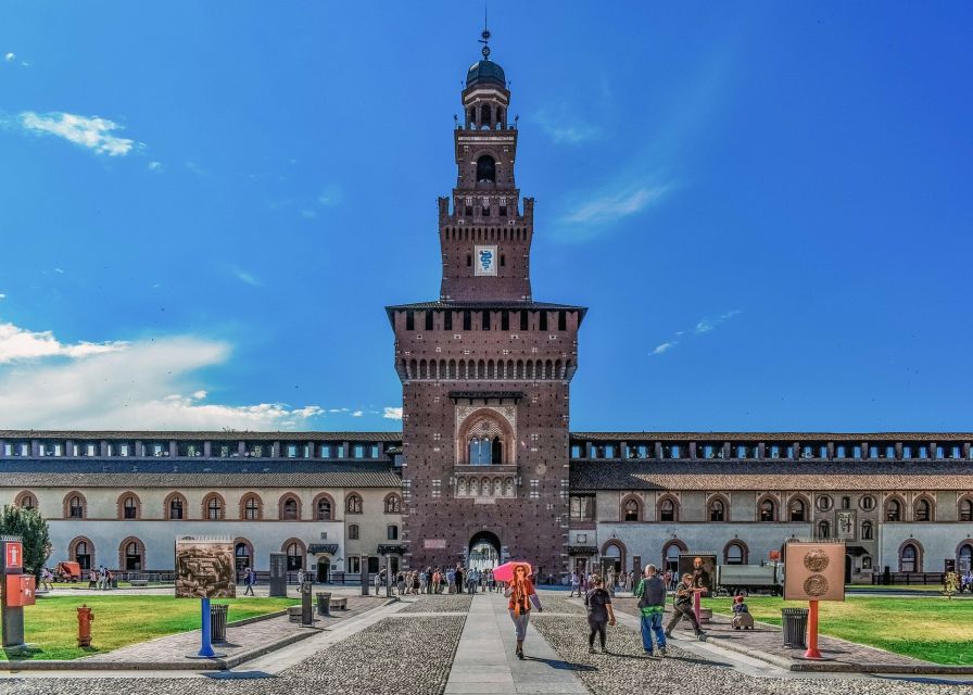 Milan: Sforza Castle and Michelangelo's Pietà Rondanini Tour - Meeting Point and Getting Oriented Fast at Piazza Castello