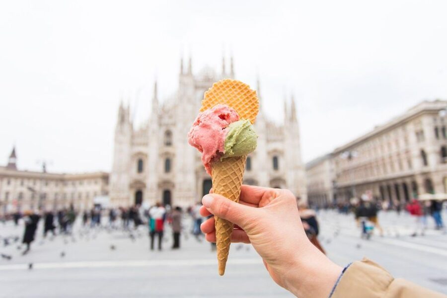 Milan Small Group: Duomo & Rooftop, Castle, Gelato Tasting - Galleria Vittorio Emanuele II and La Scala: two icons, one smart walk