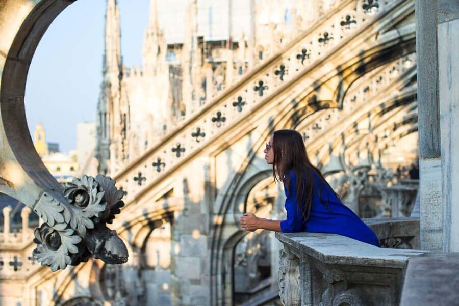 Milan Small Group: Duomo & Rooftop, Castle, Gelato Tasting - Gelato tasting: the best kind of stop, when it’s actually timed right