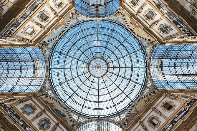 Milan Small Group: Duomo & Rooftop, Sforza Castle, Gelato Tasting - Gelato tasting: a smart mid-tour reset