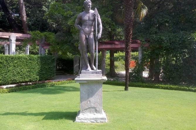 Miramare Castle and the park - Time and group size: what to expect from the pacing
