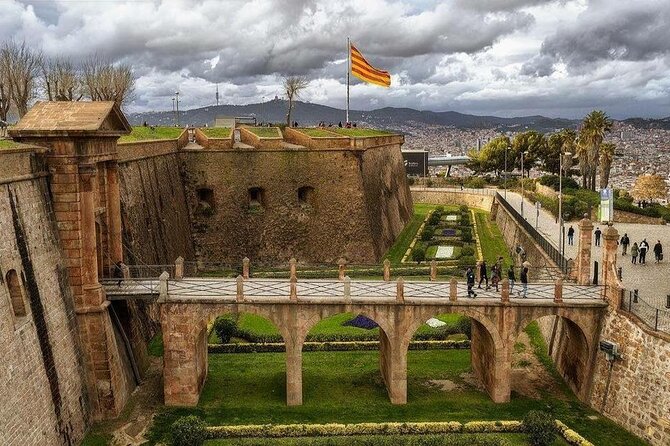 Montjuic Castle Admission Ticket in Barcelona - Montjuïc Hill: why this fort makes sense in Barcelona