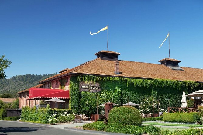 Napa Valley Wine Trolley Castle Tour - Lunch on the move: included, filling, and sometimes location-dependent