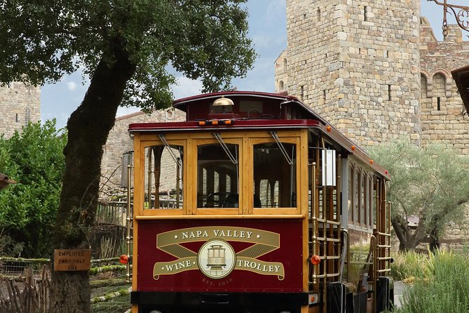 Napa Valley Wine Trolley Castle Tour - When the trolley changes: rain, wind, and mechanical reality
