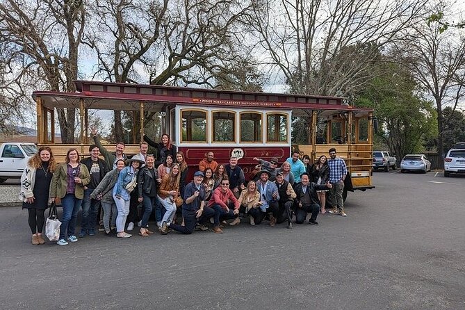Napa Valley Wine Trolley Castle Tour - Getting started in Yountville: timing and what to bring