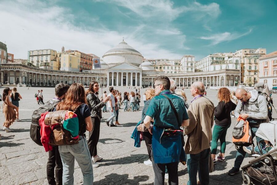 Naples: Royal Palace and Monumental Area Small Group Tour - The Royal Palace entry experience: what to look for and how to take photos