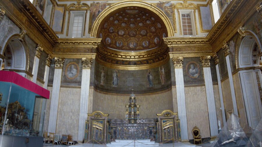 Naples: Royal Palace Entry Ticket with Digital Audio Guide - Timing your visit: when you’ll feel rushed (and how to avoid it)