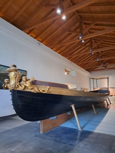 Naples: San Martino and Sant'Elmo Castle Guided Tour - The Bourbon carriages and ships: a surprising Naples mix
