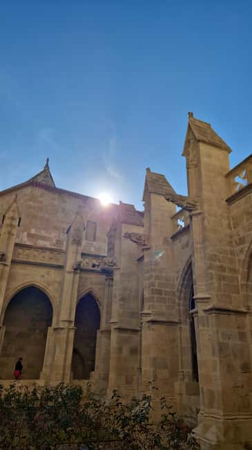 Narbonne: visit the Archbishops' Palace and Cathedral - Via Domitia and Passage de l’Ancre: Narbonne’s Roman backbone