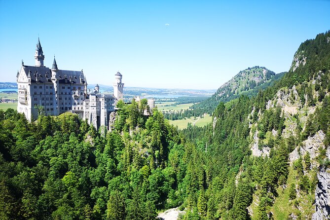 Neuschwanstein Castle by Bus Incl. Bike Ride or Hohenschwangau - Schwansee by Bike and Foot: Optional Swimming and More Castle Vistas