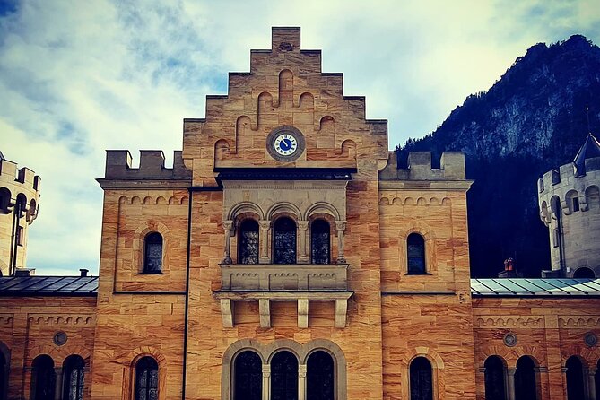 Neuschwanstein Castle, Ettal Abbey and Oberammergau Private Tour from Munich - Time, transfers, and what a 9.5-hour day feels like