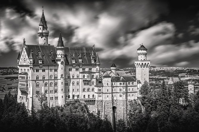 Neuschwanstein Castle Skip-the-Line Private Tour for Groups - Comfort, logistics, and how to plan your body for the route