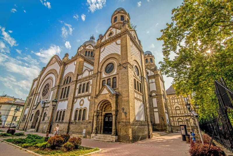 Novi Sad: Walking Tour city center and Petrovaradin Fortress - From Trg Slobode through churches and the Synagogue