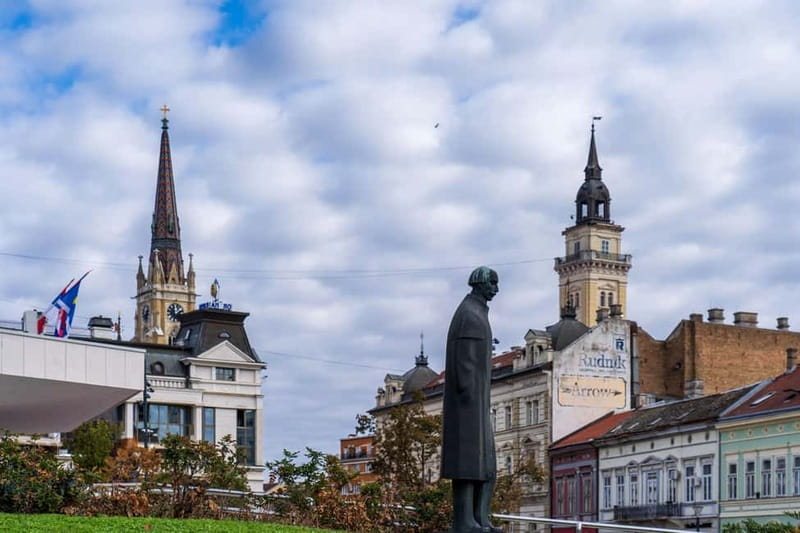 Novi Sad: Walking Tour city center and Petrovaradin Fortress - Price and logistics: why $41 can work (or not) for you