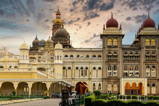 Old Bangalore Historical Walk thro Palace, Temples, Fort & Market - Price and Value: What You Actually Get for Around $22