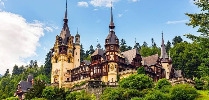One Day Private Tour to Peles and Dracula Castles & Brasov City - Peles Castle in 2 Hours: Royal Rooms, Gardens, and Practical Pacing