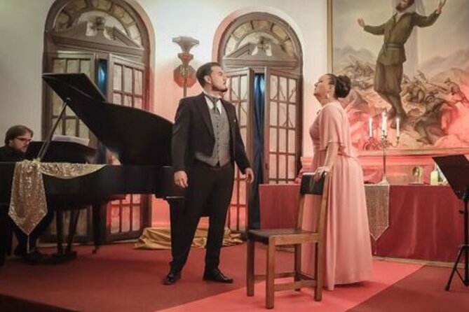 Opera Concert in Verona Palace with Prosecco - Arrival routine: prosecco, assigned seats, and a venue that can run warm