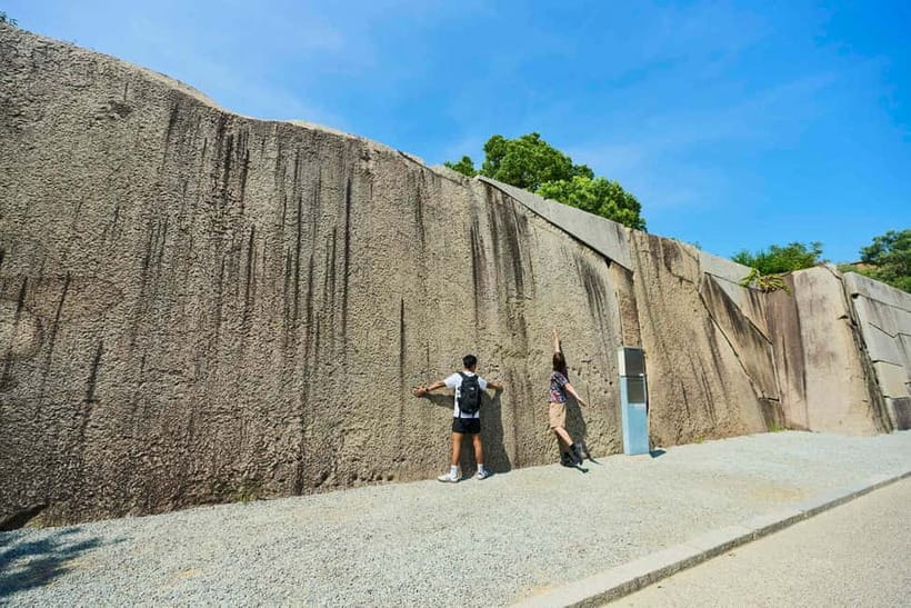 Osaka: Castle History Walking Tour / Castle Tower Admission - Why the Castle Works Like a Fortress, Not a Monument