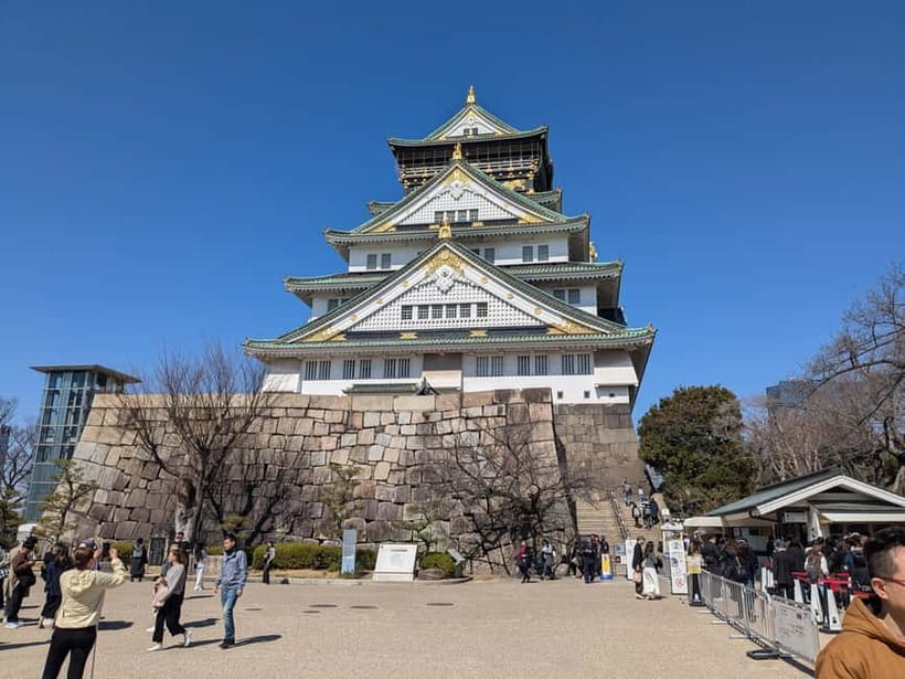 Osaka: Osaka Castle Guided Tour with Local Guide - The Samurai Story You’ll Understand Without a Textbook
