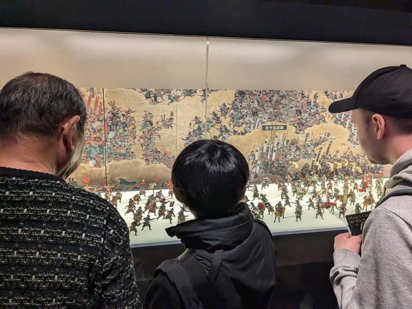 Osaka: Osaka Castle Guided Tour with Local Guide - The 2-Hour Route: From Stone Walls to the Keep’s Top Views