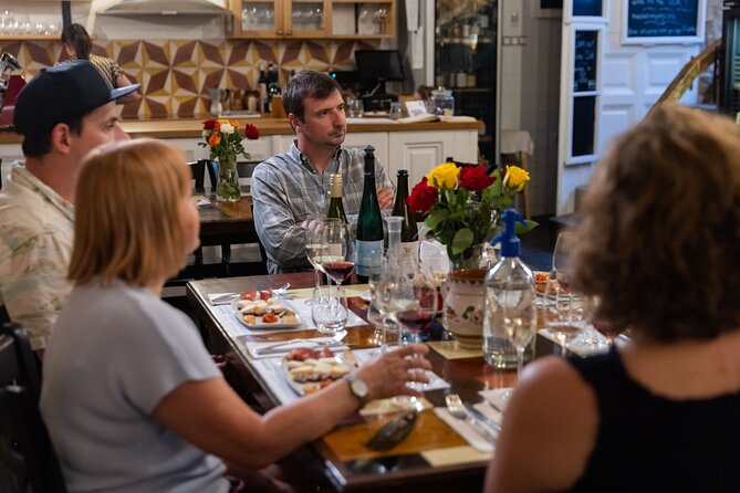 Palace District Evening Culinary, Wine, and History Walk - The sommelier-style 3-wine tasting: what you should pay attention to