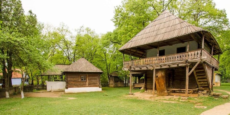 Palace of the Parliament, Village Museum & Ceaușescu Mansion - Should you book this Palace of the Parliament, Village Museum & Ceaușescu Mansion tour?