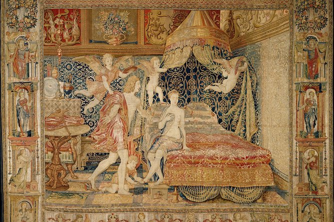 Palazzo Te Mantova - Tour with Guide Tiziana Portioli - Palazzo Te’s Two Lives: Love Retreat to Gonzaga Display