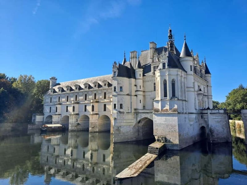 Paris: Loire Valley Castles Tour with Chambord & Chenonceau - Paris to the Loire in an air-conditioned rhythm (and why it matters)
