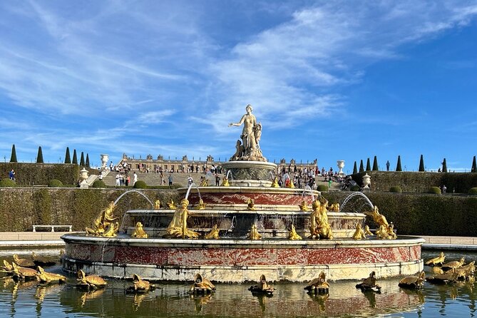 Paris: Versailles Palace with Gardens and Estate Entrance Ticket - Entry hours that actually matter for planning